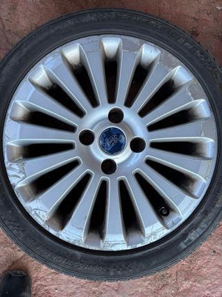 Llantas Ford Fiesta 205/45ZR16