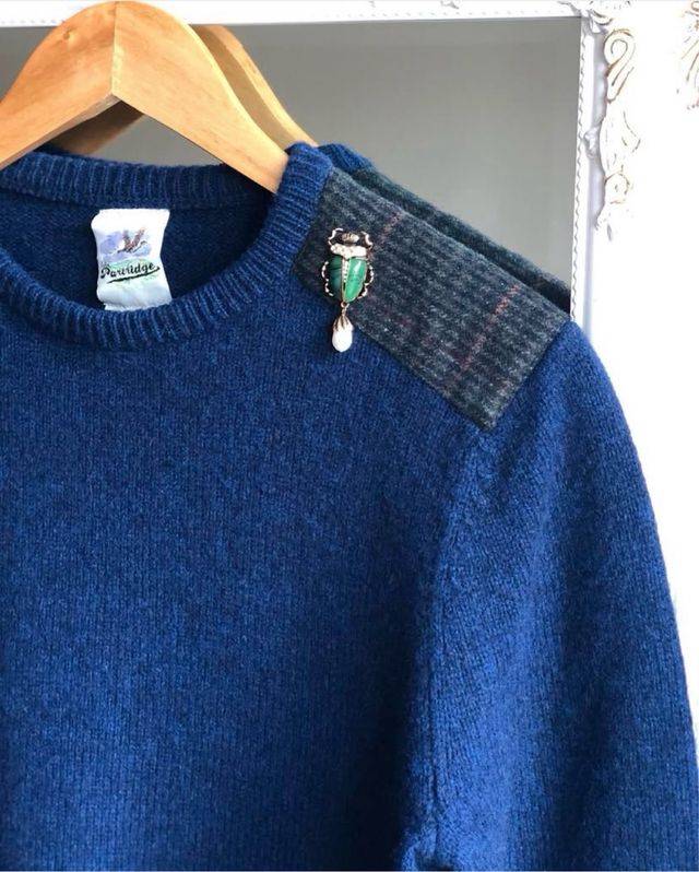 Broche pin escarabajo con perla