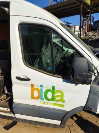 Ford 182649 puerta del der 2522810 transit - 3 2.0
