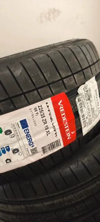 2 Neumáticos Vredestein Ultrac Vorti