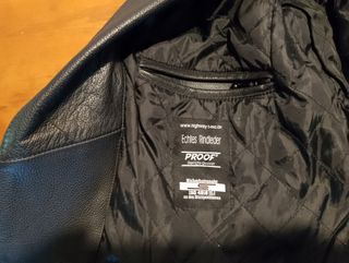 Chaquetón de cuero para moto