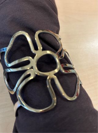 Pulsera Brazalete Acero Flor Dorada