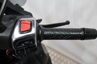 Piaggio MP3 400 HPE