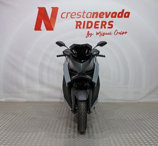 Yamaha XMAX 125 TECH MAX +