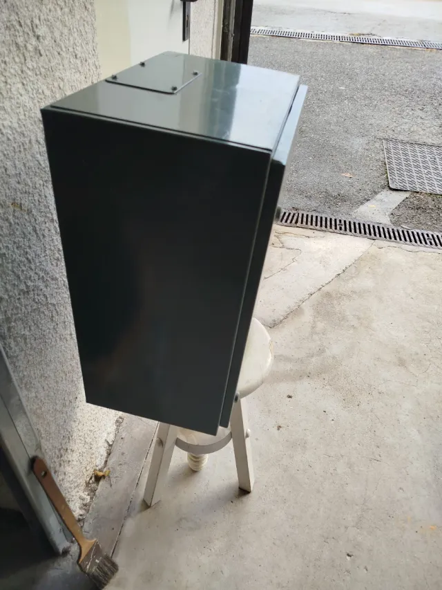 Armario metálico gris