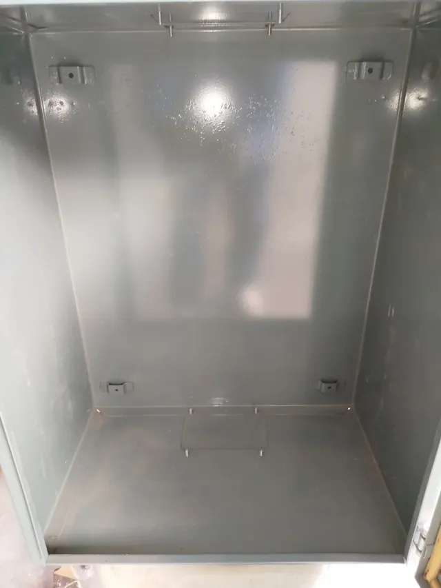 Armario metálico gris