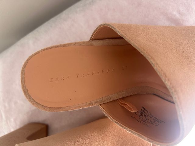 Zuecos Zara Beige Madera
