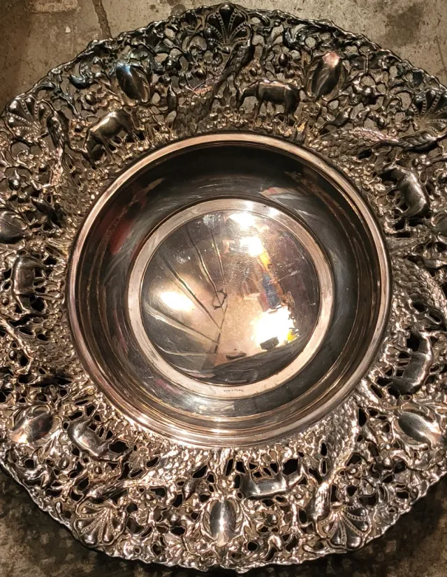 Plato decorativo metal animales