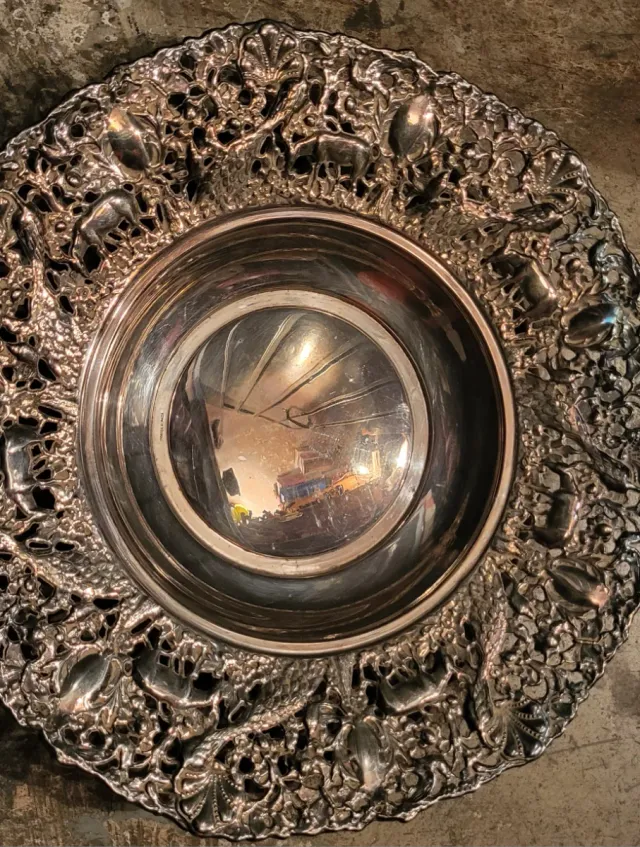 Plato decorativo metal animales