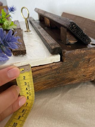 Buzón artesanal de madera