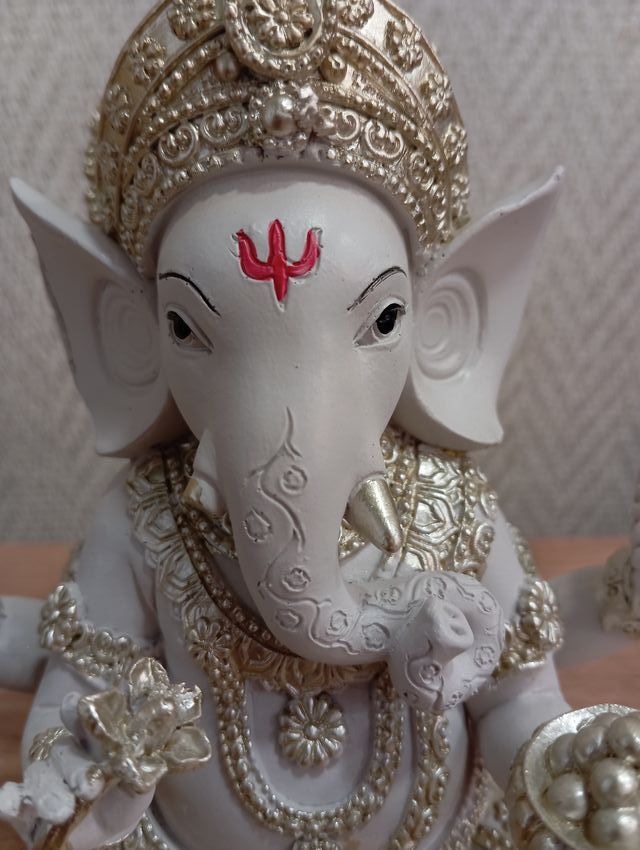 Figura Ganesha Aryam 18cm