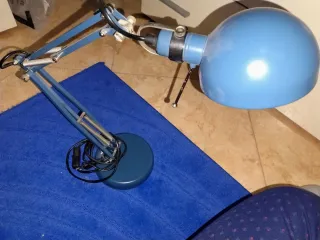 Lampada da tavolo Ikea blu