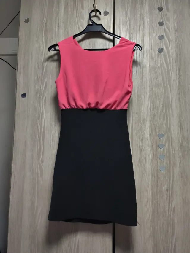 Abito da festa nero e rosa