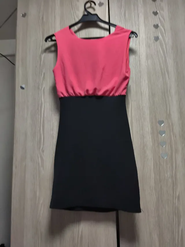 Abito da festa nero e rosa