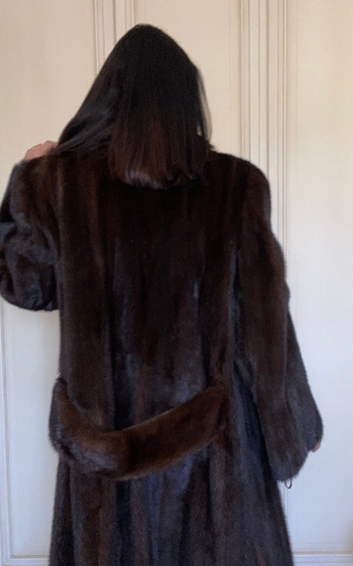 Elegante cappotto marrone