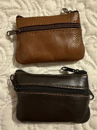 Monederos de piel marrones