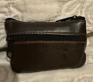 Monederos de piel marrones