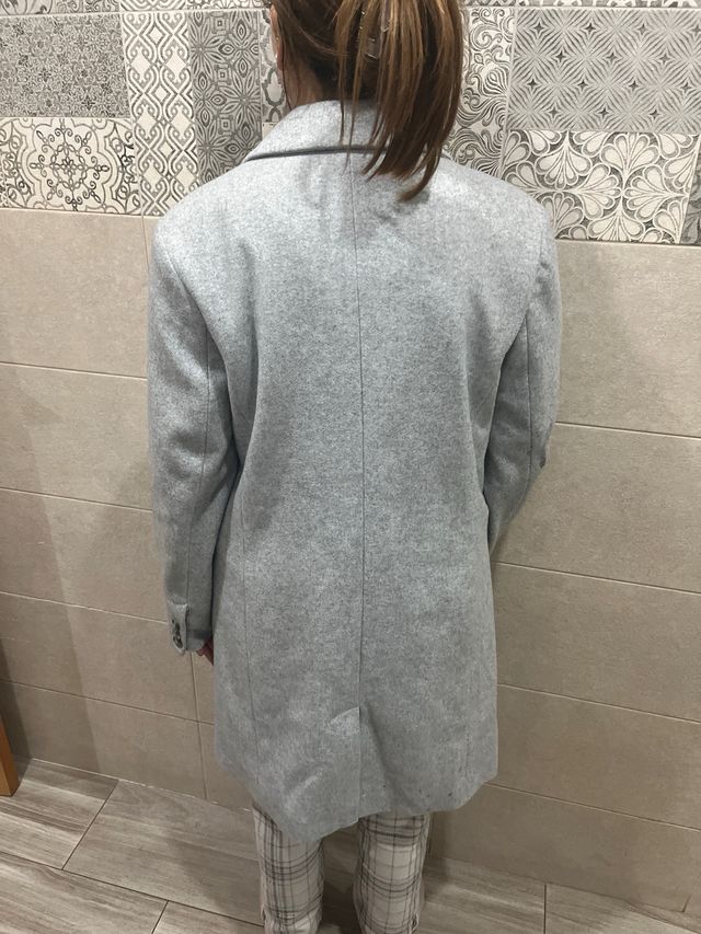 Abrigo gris Primark mujer