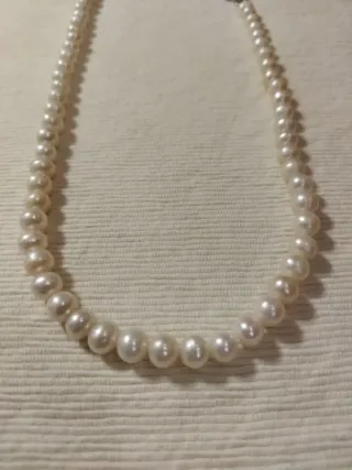 Collar de perlas de río