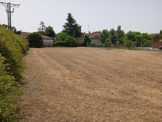 1 / 5 Camino Viejo de Simancas Valladolid