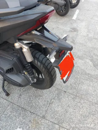 Honda ADV 350 Blanca