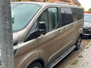 Ford Tourneo Custom 2023