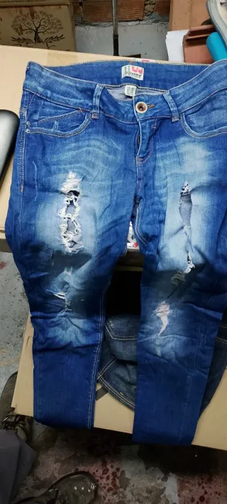 Pantalones vaqueros mujer