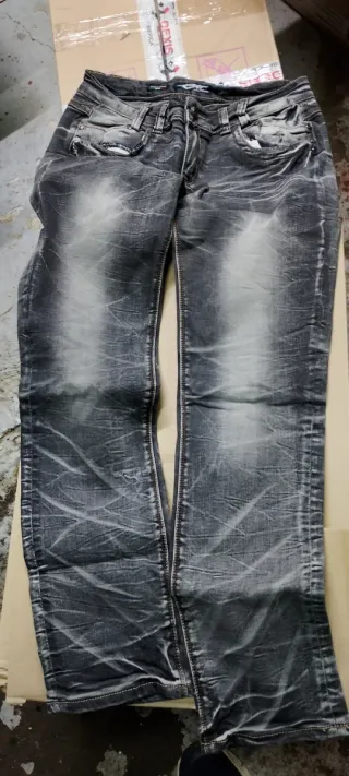 Pantalones vaqueros mujer