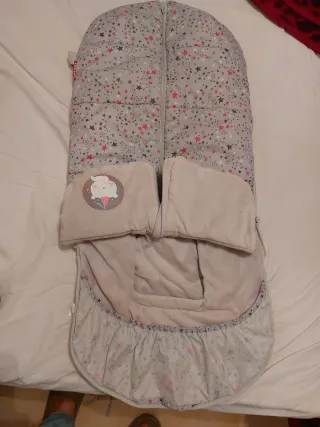 Funda para bebé estrellas tuc tuc