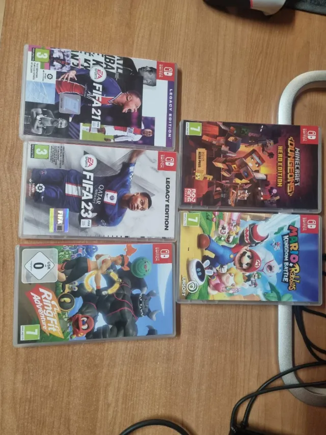 Nintendo Switch Azul/Rojo + Accesorios