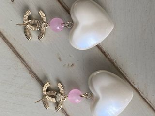 Pendientes Chanel Corazón Perla y Cristal Dorado