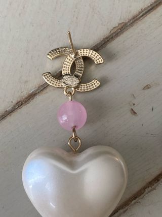 Pendientes Chanel Corazón Perla y Cristal Dorado