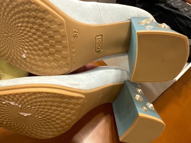 Zapatos tacón LODI joya azul