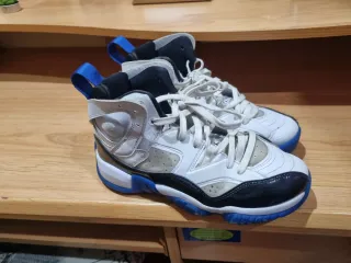 Zapatillas deportivas talla 39