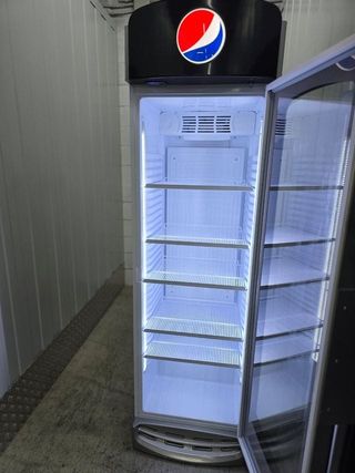 Nevera Expositiva Pepsi Max