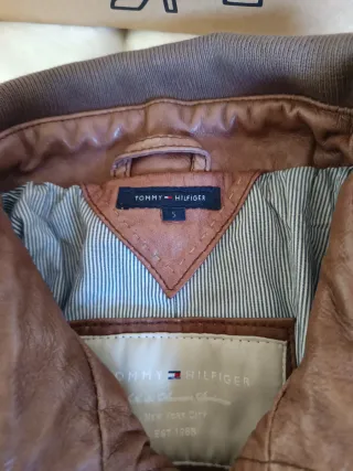 Cazadora de cuero Tommy Hilfiger marrón