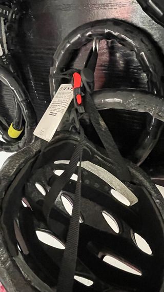 Casco y candado para bicicleta