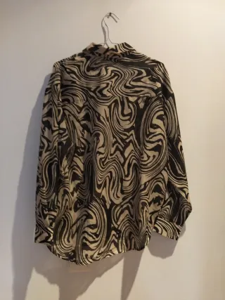 Camisa ancha estampada mujer