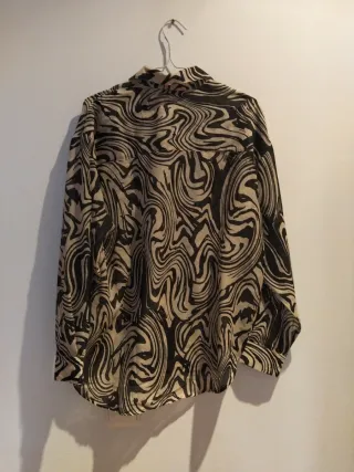 Camisa ancha estampada mujer