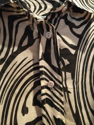 Camisa ancha estampada mujer