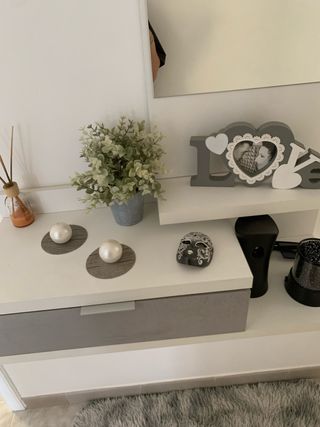 Ingresso decorativo in legno