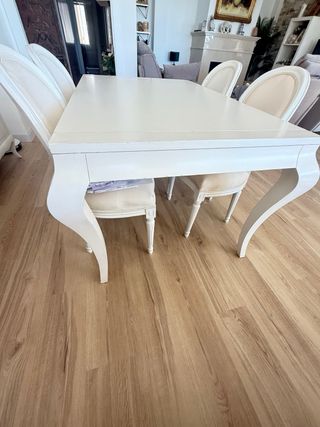 Mesa Comedor Blanco Roto y 4 Sillas
