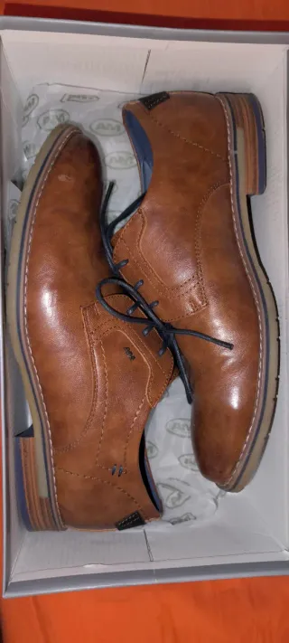 Zapatos de vestir marrones