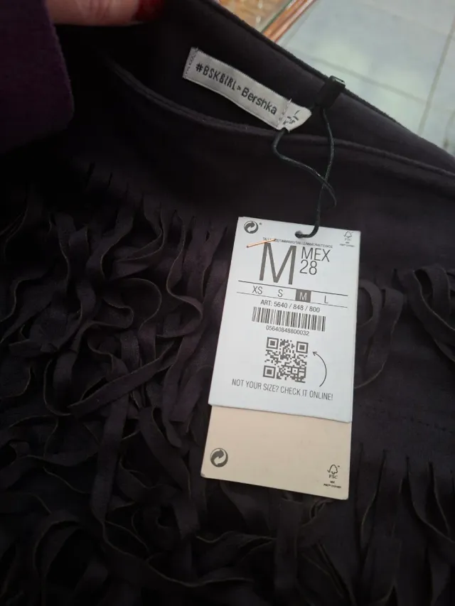 Conjunto Falda Flecos Bershka y Blusa