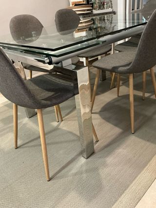 Mesa de comedor cristal y metal