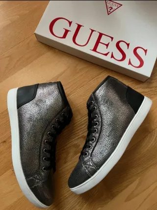 Guess Sneakers Altas Metalizadas