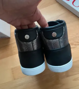 Guess Sneakers Altas Metalizadas