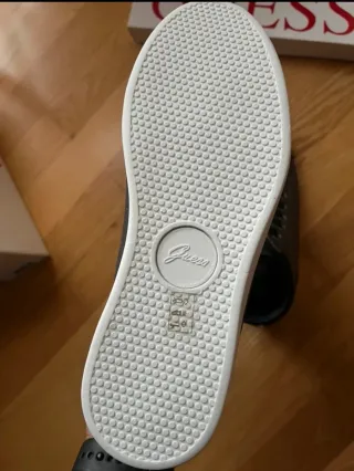 Guess Sneakers Altas Metalizadas