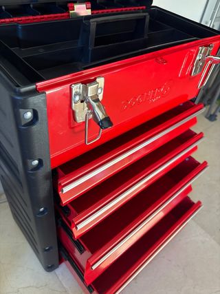 Caja Herramientas Metálica Compacta 051