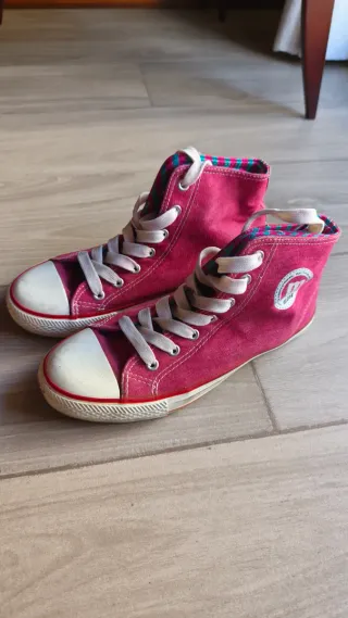 Zapatillas Mustang rosas tipo Converse
